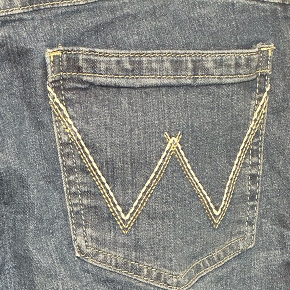Wrangler Willow‎ Riding Jeans Mid Rise Boot Cut Size 5 Inseam 32 Stretch - Picture 4 of 5